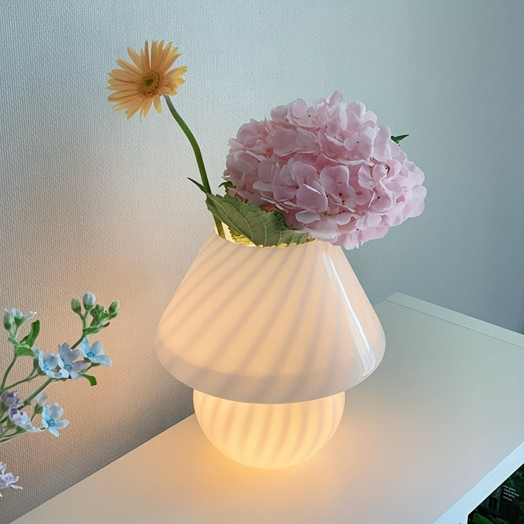 Murano-Style Glass Mushroom Lamp — product detail view 8