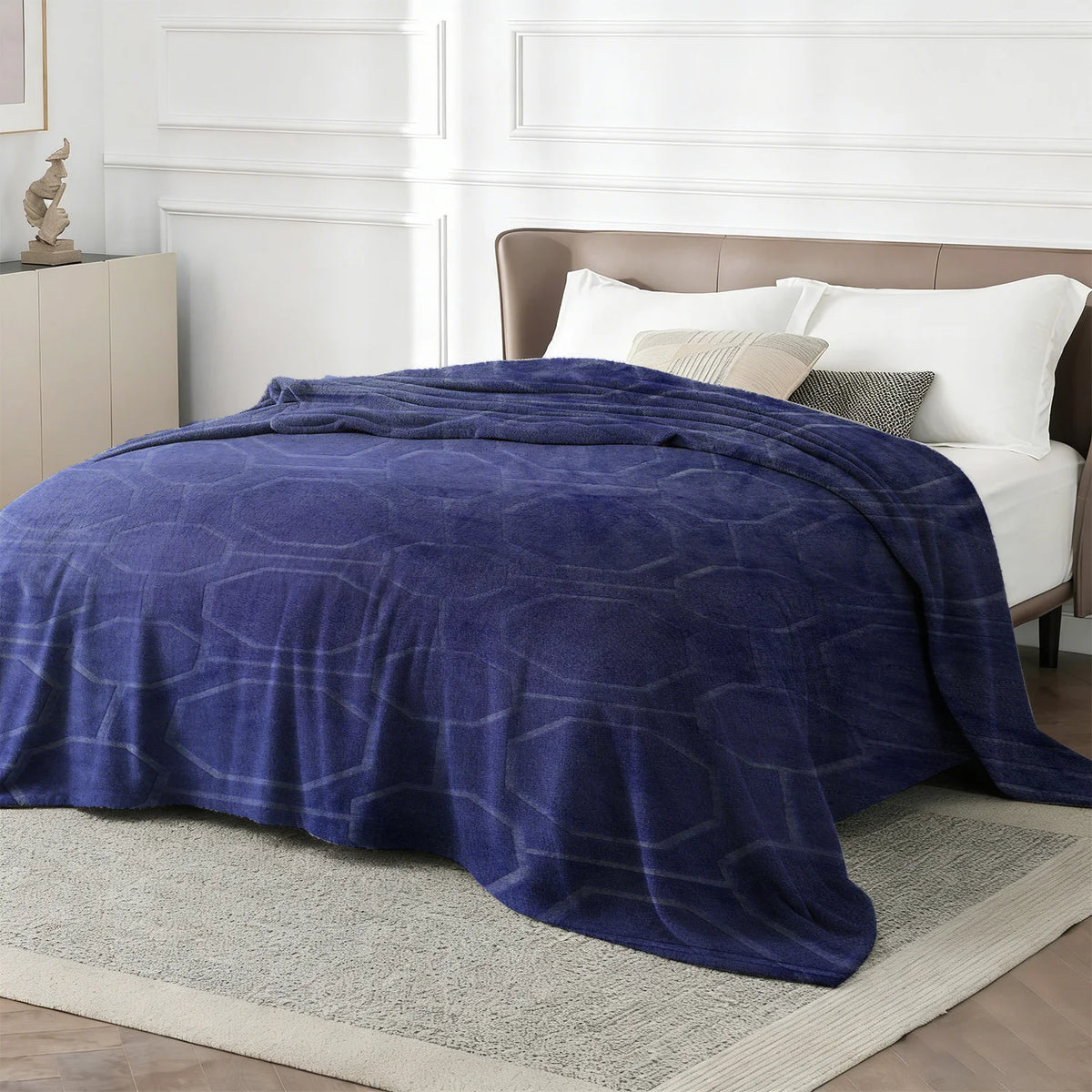 Sabine Luxe Faux-Fur Throw