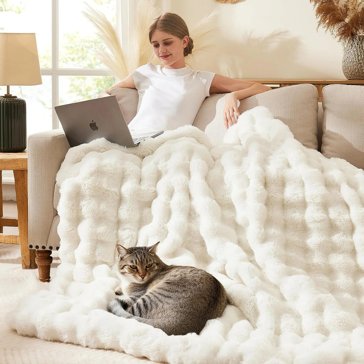Sabine Luxe Faux-Fur Throw