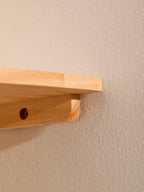 Wren Scalloped Floating Corner Shelf