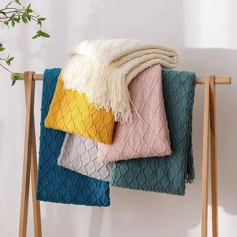 Poppy Chunky Tassel Knit Throw