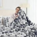 Milo Bubble-Fleece Throw