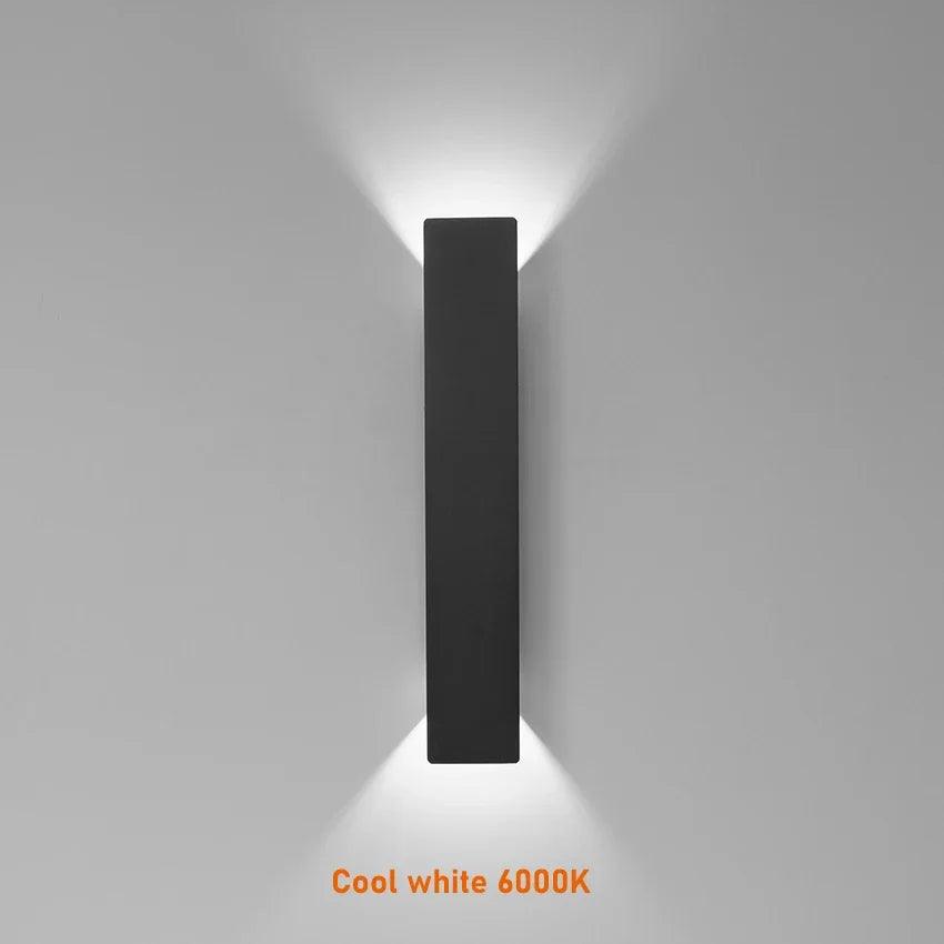 Linear IP65 Outdoor Wall Light — product detail view 4