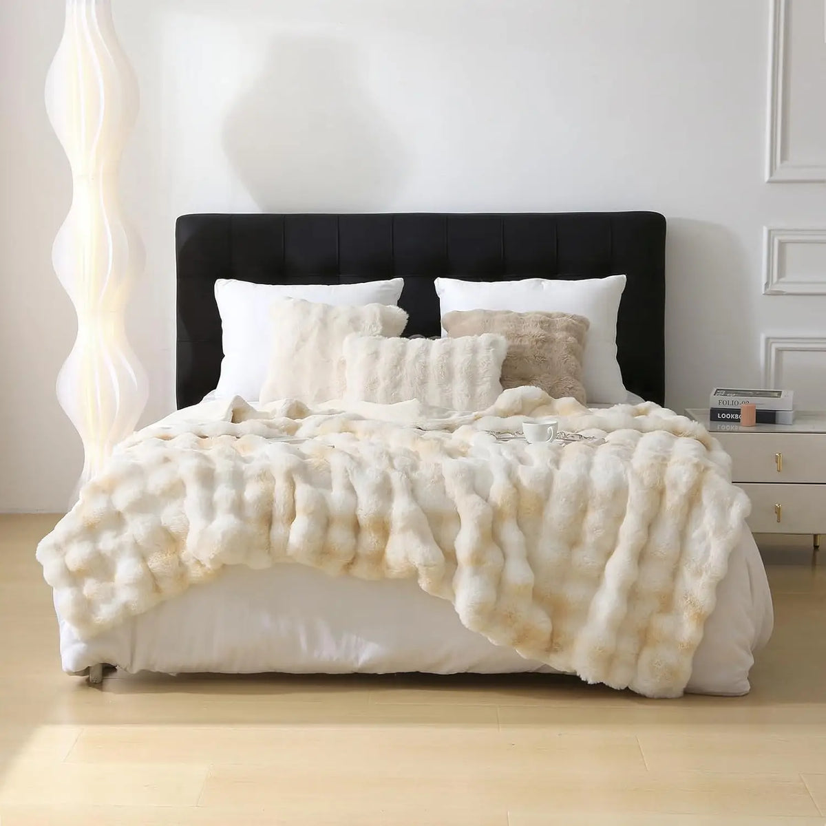 Milo Bubble-Fleece Throw