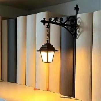 Bramble Library Shelf Lantern