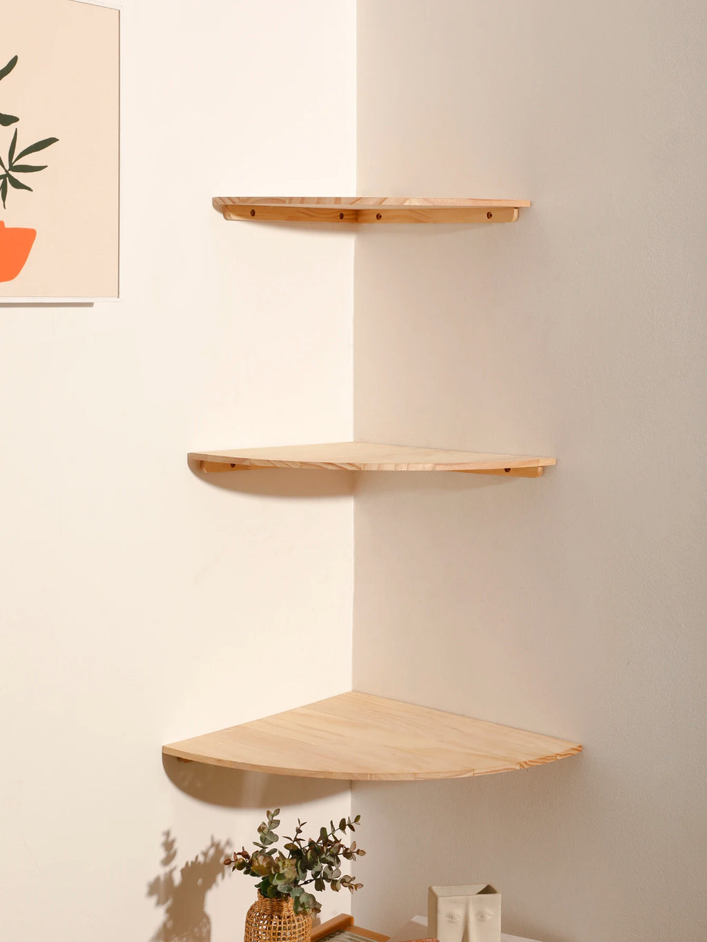 Wren Scalloped Floating Corner Shelf